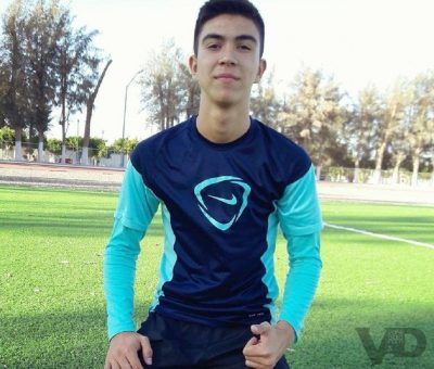 Joven Futbolista Comundeño Busca lugar en Primera División